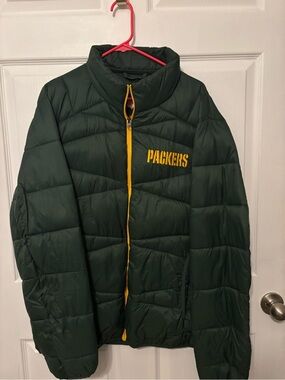 Green Bay Packers puffer jacket